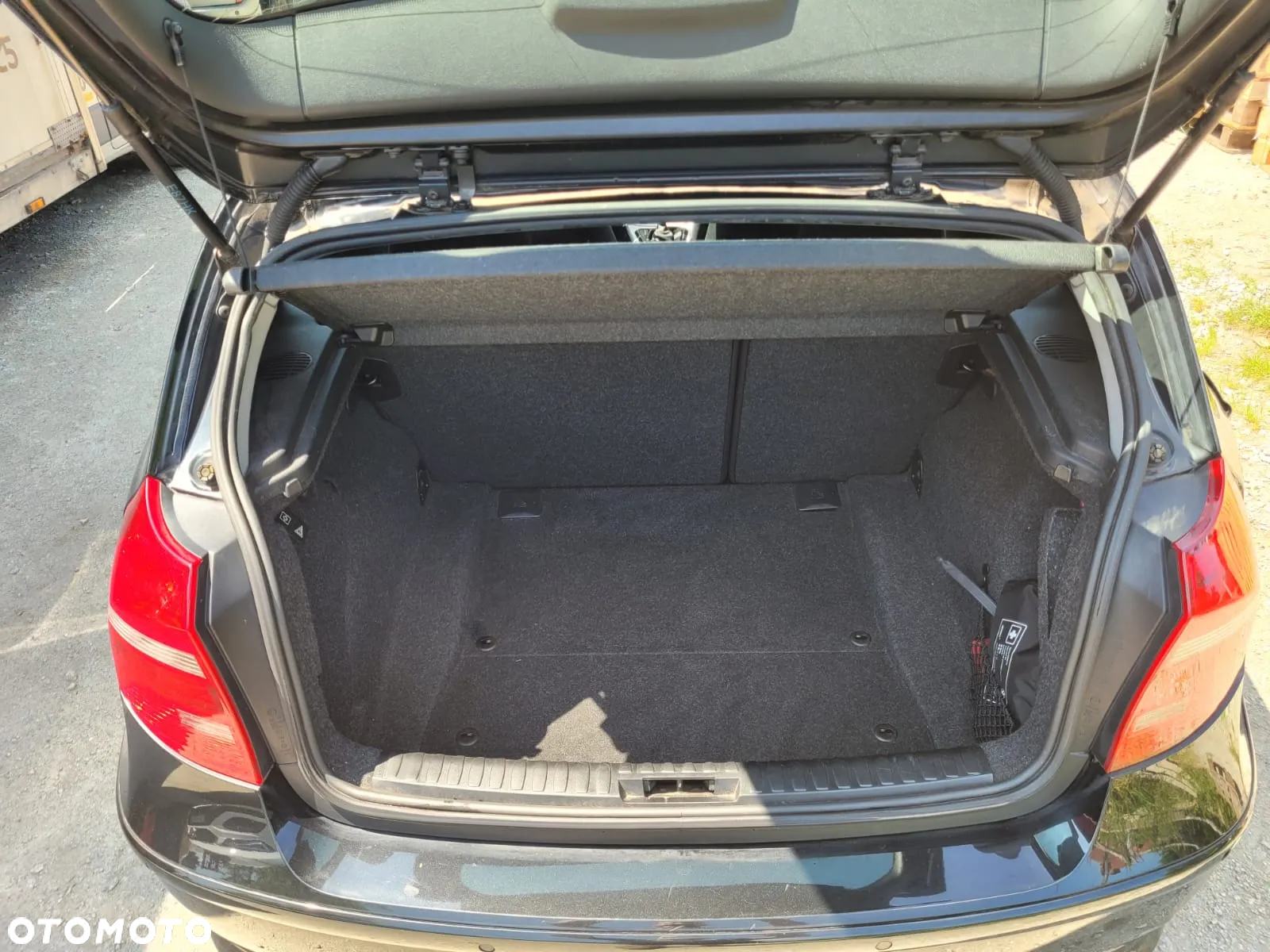 BMW Seria 1 120i - 22