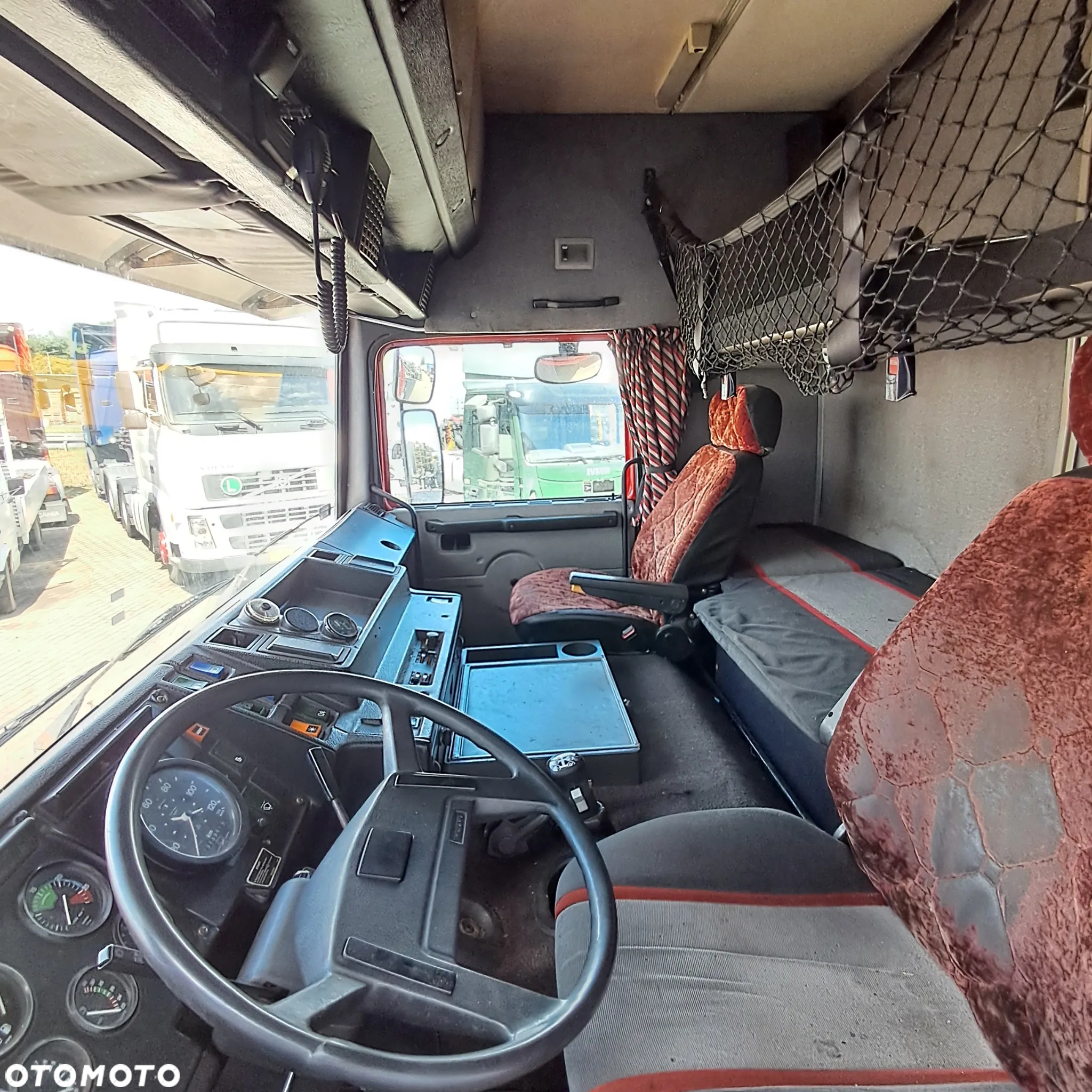 Volvo F10 - 25