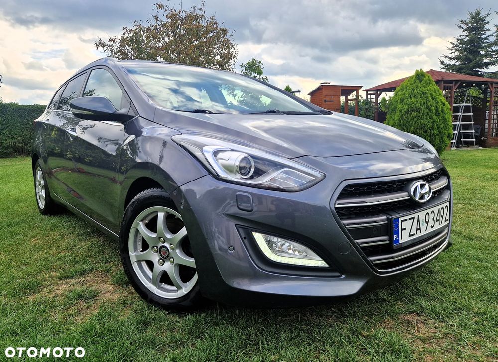 Hyundai i30 1.6 CRDI DCT Premium - 1