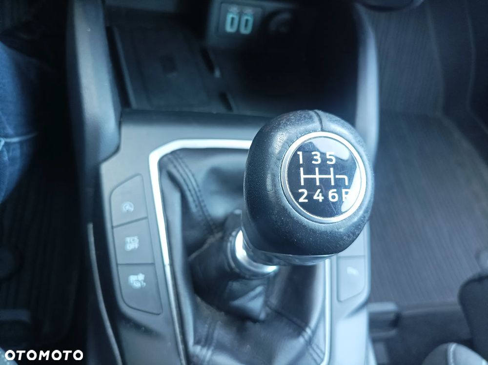 Ford Focus 1.0 EcoBoost mHEV Titanium X - 27