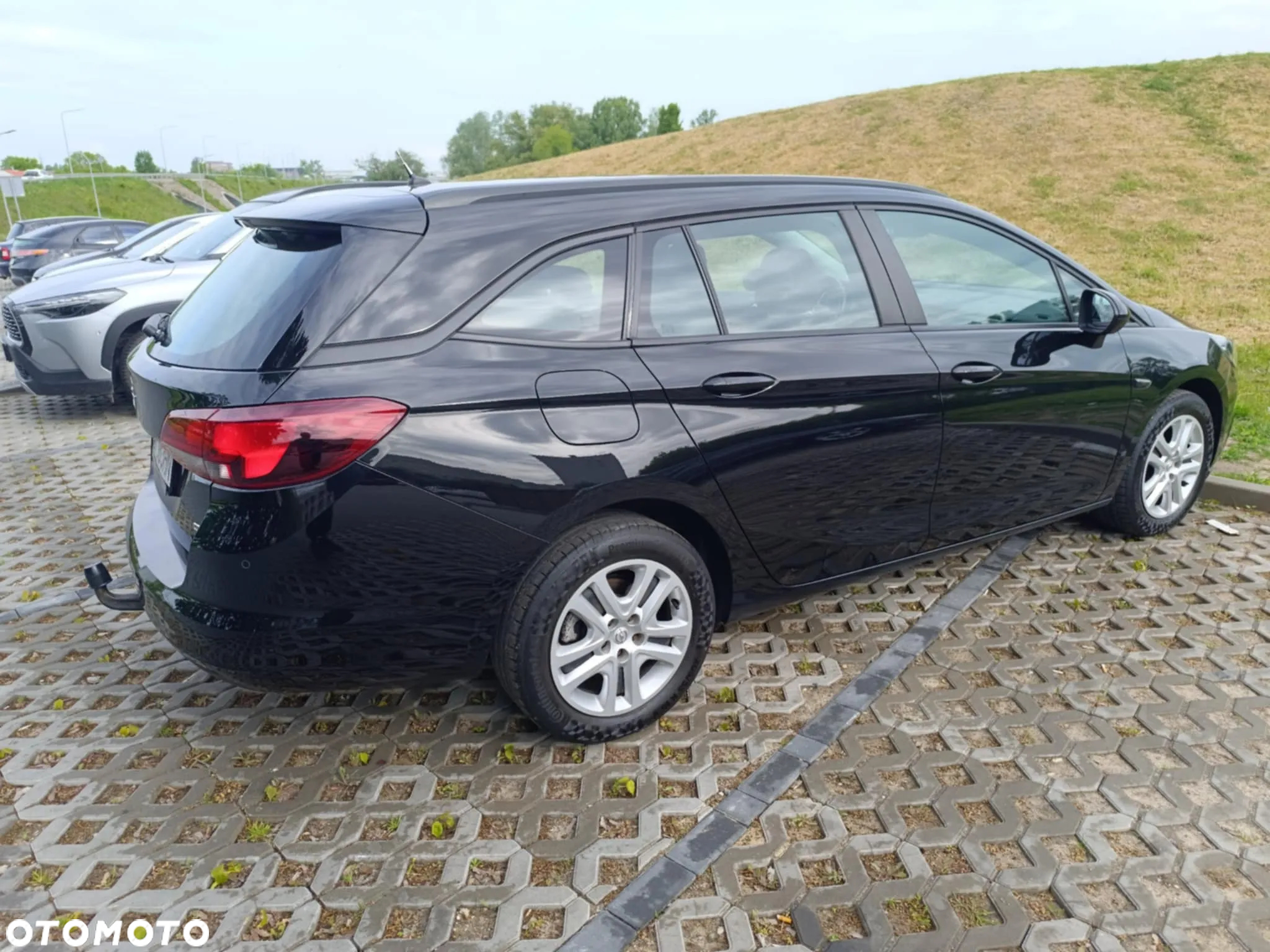 Opel Astra 1.6 CDTI Sports Tourer Active - 8
