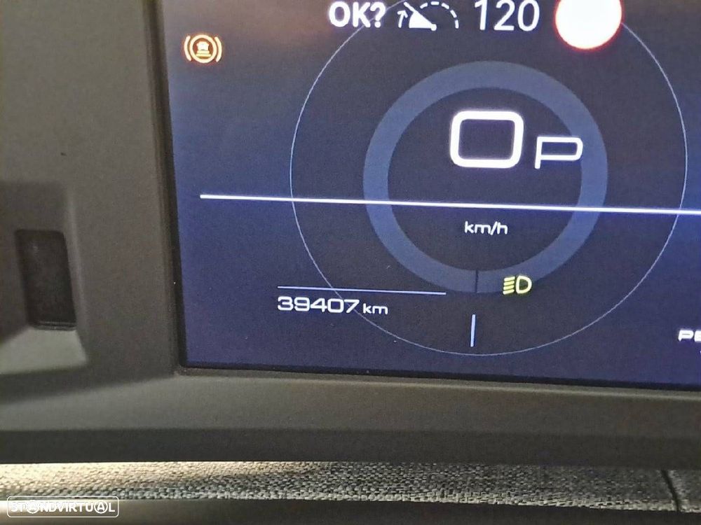 Peugeot 5008 1.2 Hybrid Allure e-DCS6 - 13