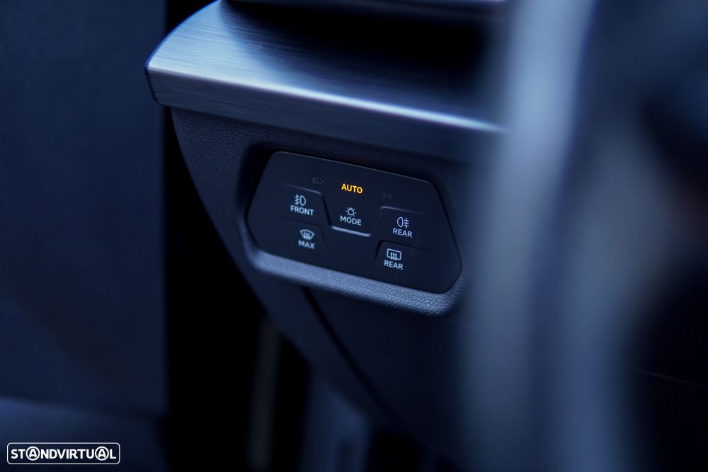 Cupra Formentor 1.4 e-Hybrid Plus DSG - 42