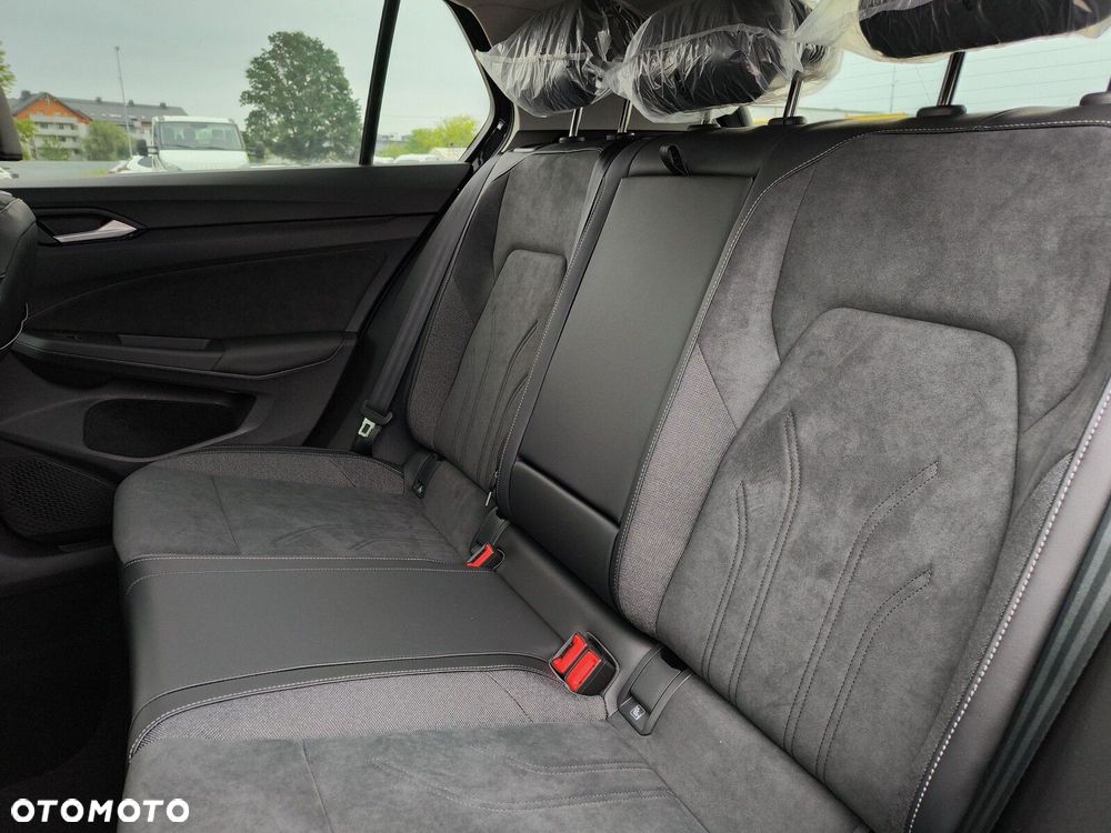 Volkswagen Golf - 19