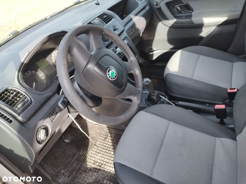Skoda Fabia - 5