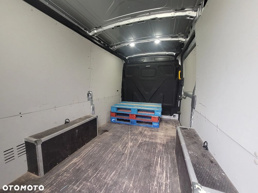 Ford Transit L2H2 - 16