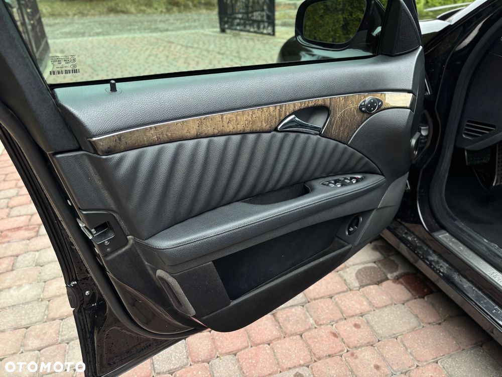 Mercedes-Benz Klasa E 320 CDI Elegance - 14