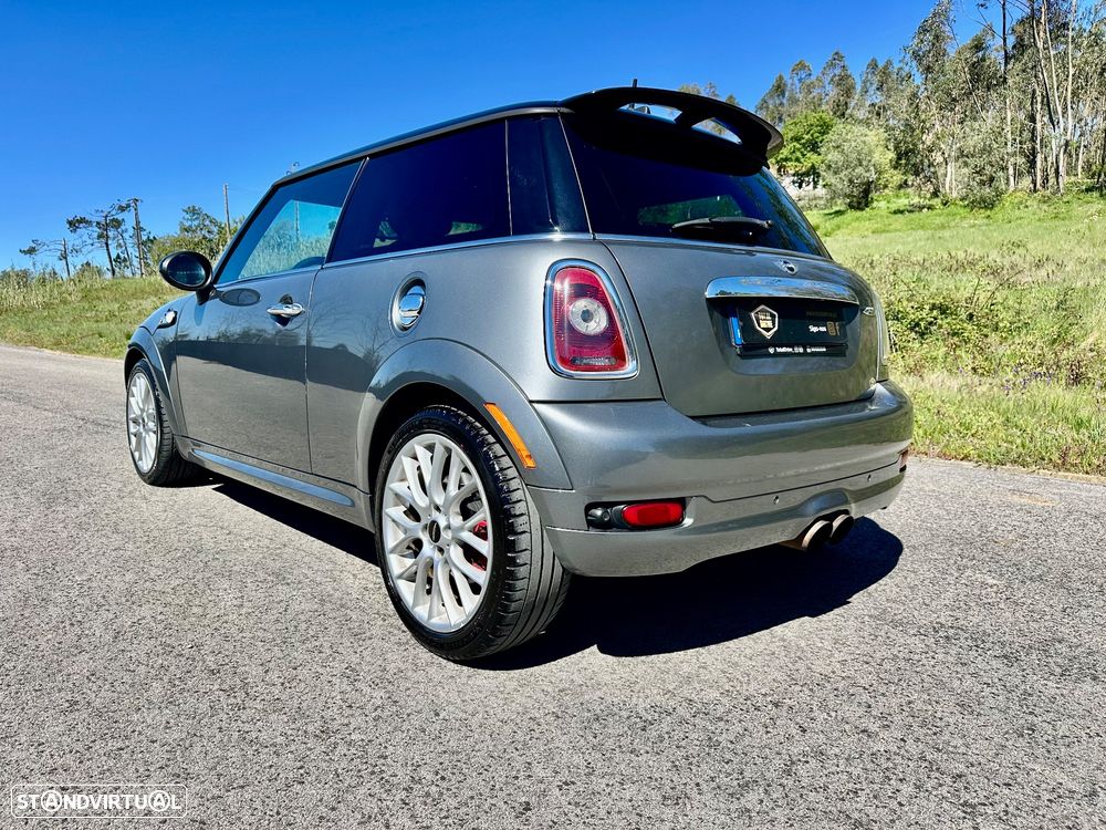 MINI 3 Portas John Cooper Works - 9