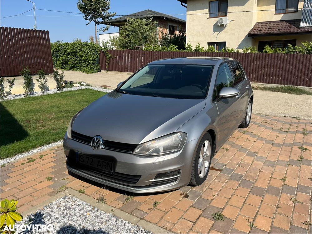 Volkswagen Golf - 5
