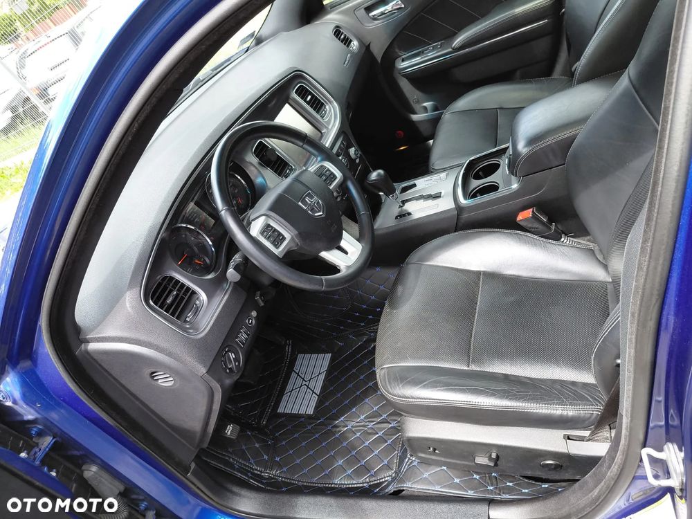 Dodge Charger 5.7 V8 RT - 19