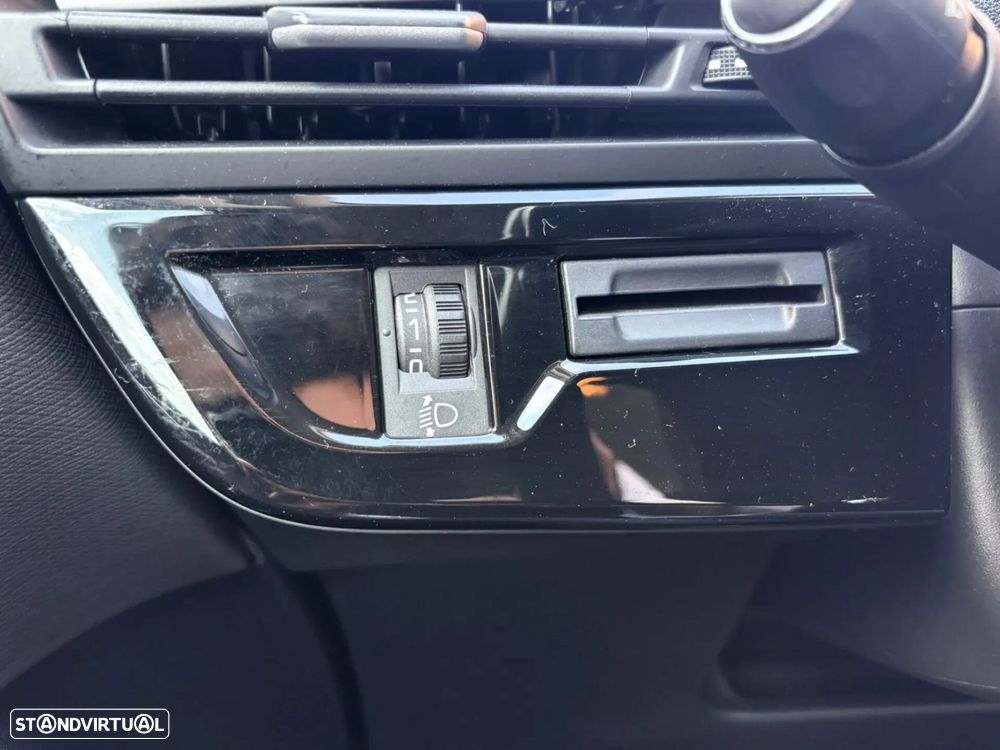 Citroën Grand C4 Spacetourer 1.5 BlueHDi Shine EAT8 - 36