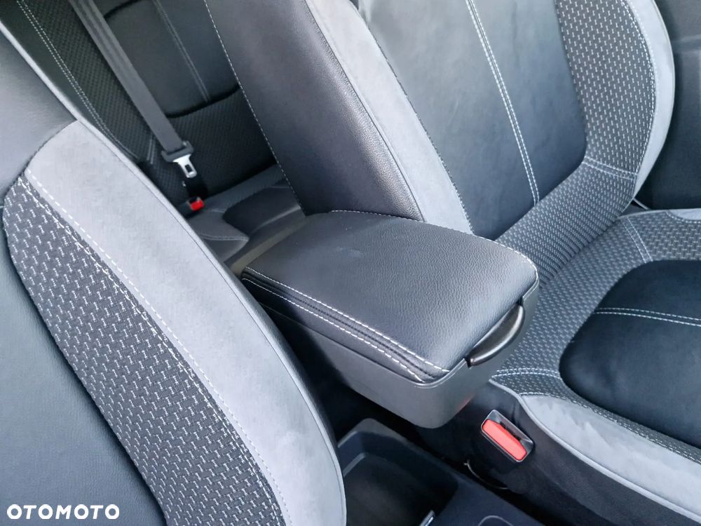 Renault Captur - 25