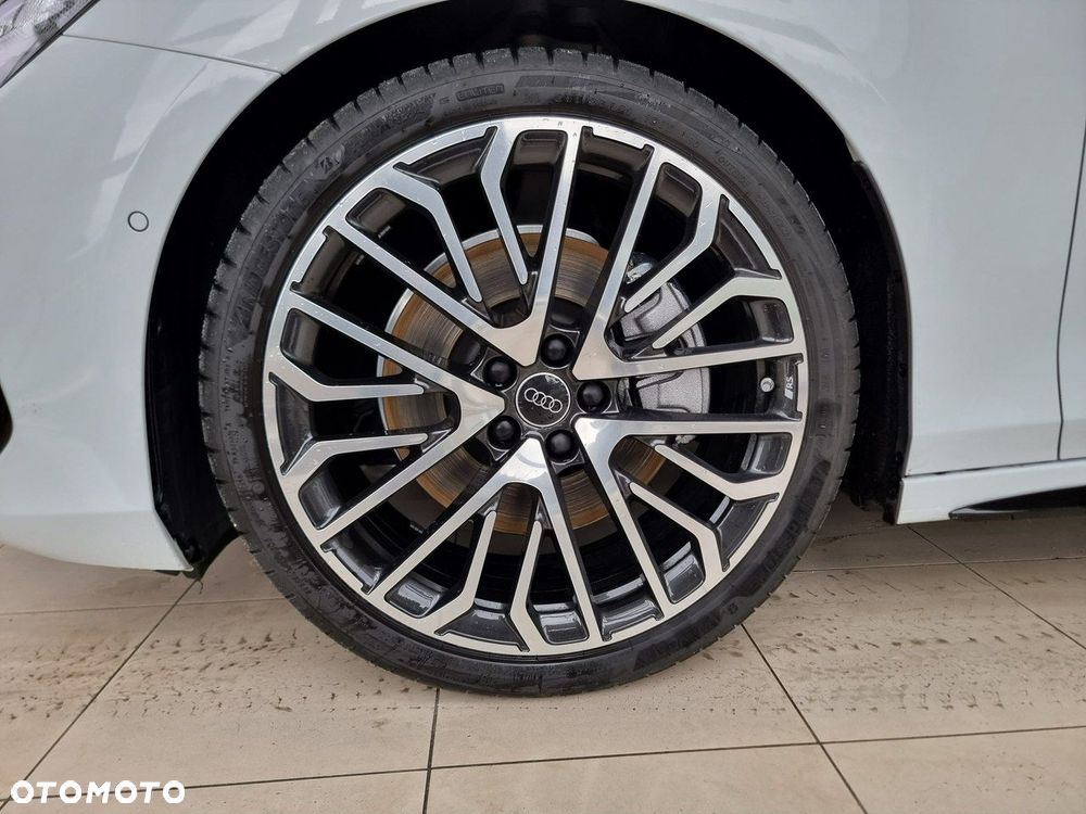 Audi A6 - 8