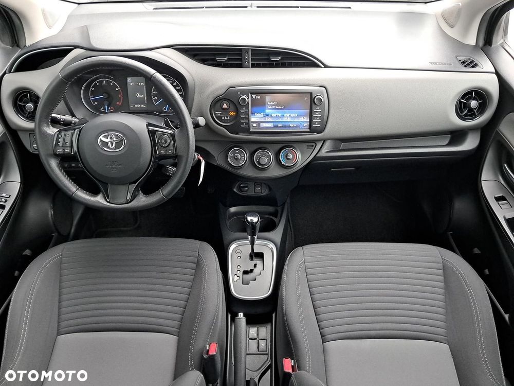 Toyota Yaris 1.5 Premium CVT - 14
