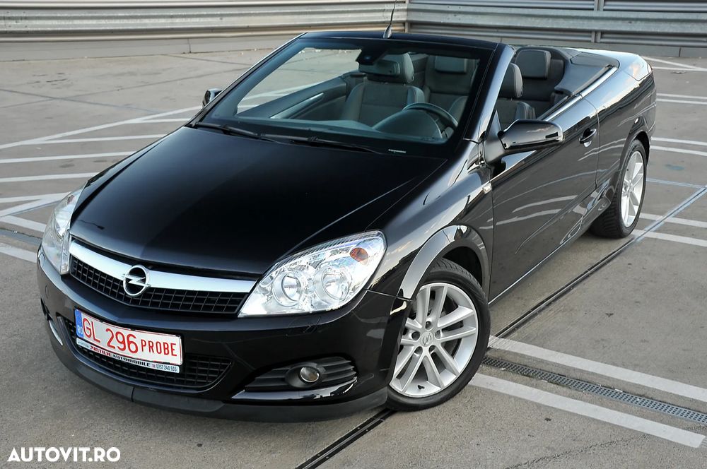Opel Astra GTC 1.9 CDTI Cosmo - 2