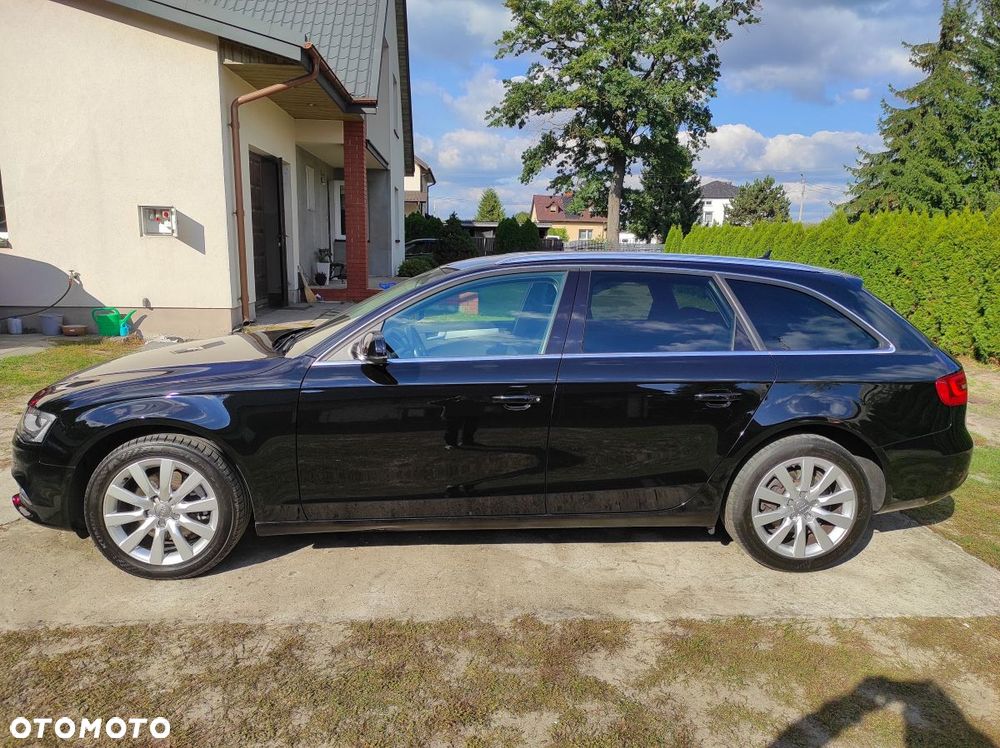 Audi A4 Avant 2.0 TDI DPF multitronic Ambiente - 9