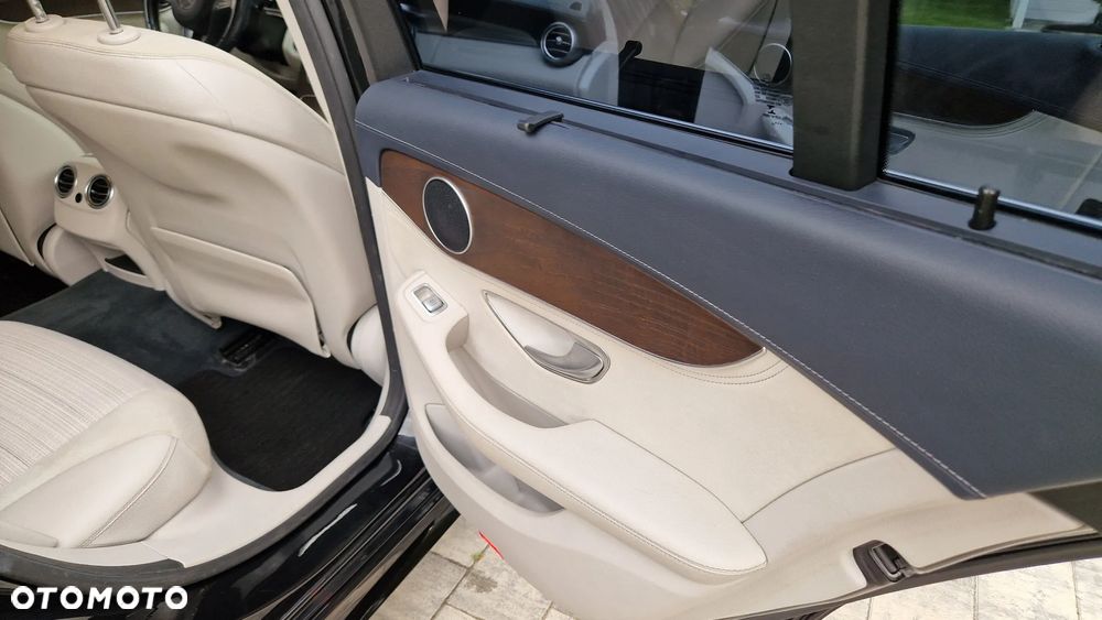 Mercedes-Benz Klasa C 220 (BlueTEC) d 7G-TRONIC - 23