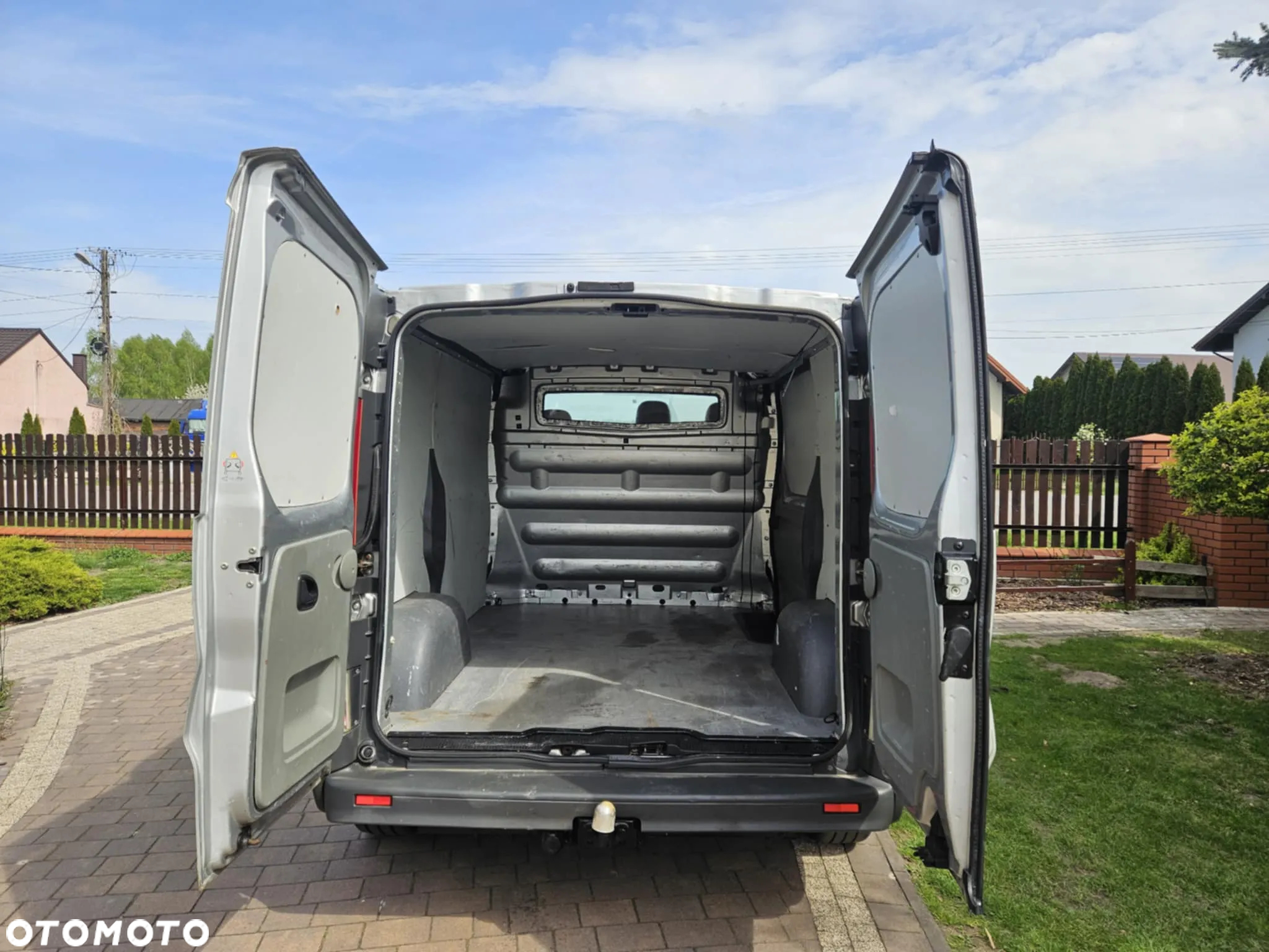 Renault Trafic - 8