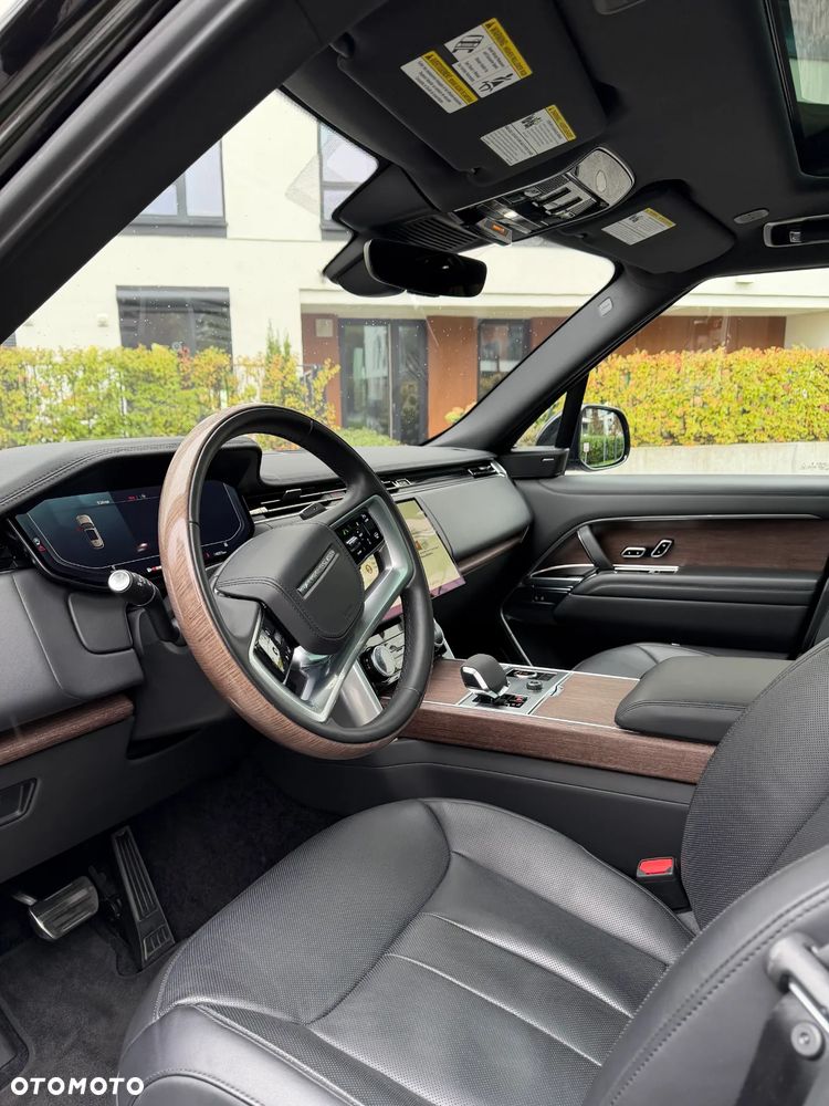Land Rover Range Rover P400 SE - 16
