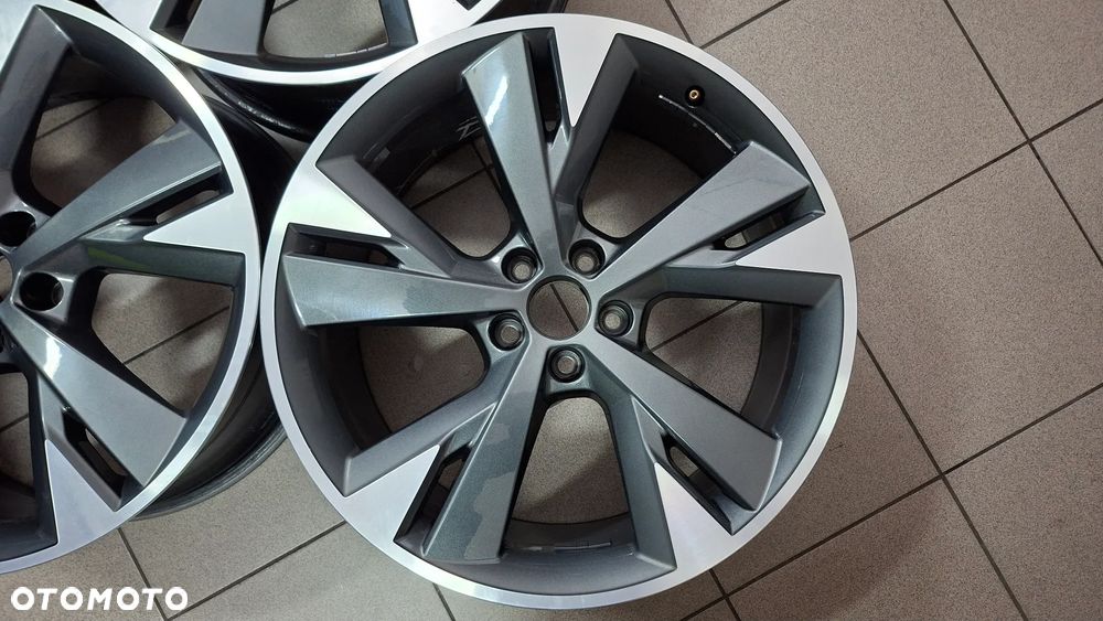 Felgi Aluminiowe 20 Audi Q4 E-Tron 5x112 ET 45 - 5