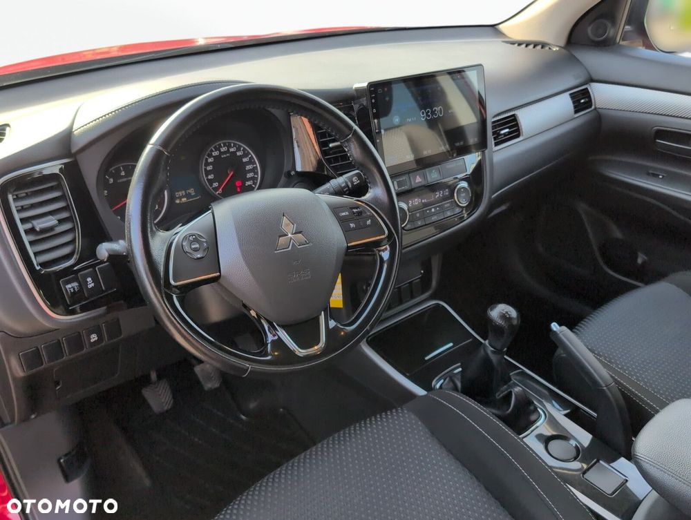 Mitsubishi Outlander 2.0 City Style 2WD - 19