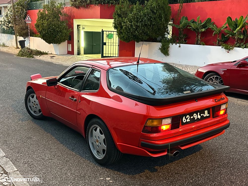 Porsche 944 Turbo — fotografia 21