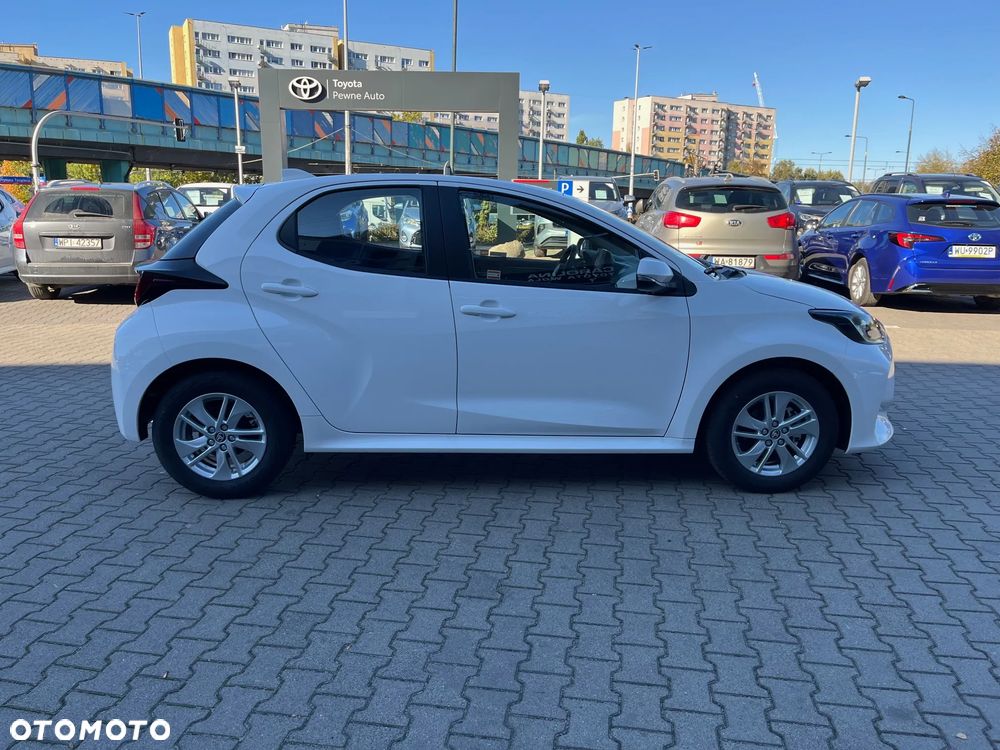 Toyota Yaris - 4