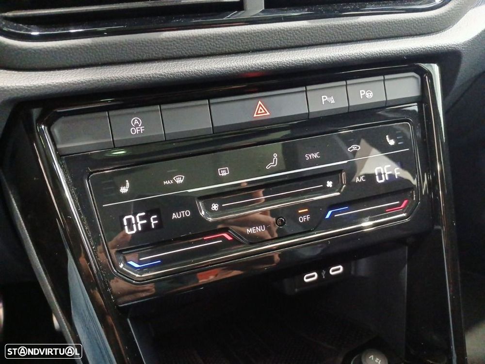 VW T-Roc R 2.0 TSI - 31