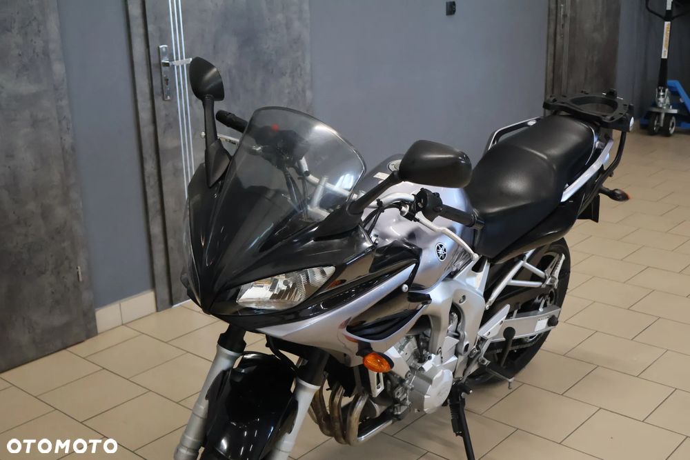 Yamaha FZ - 5