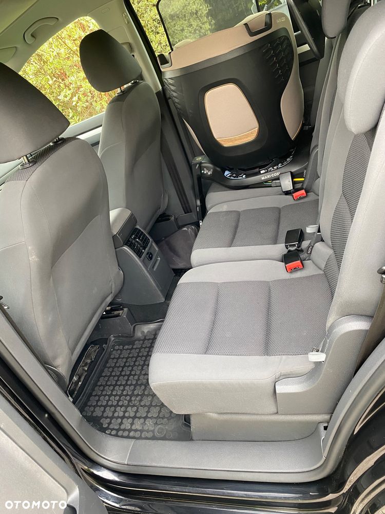 Volkswagen Touran 1.6 TDI DPF Comfortline - 11