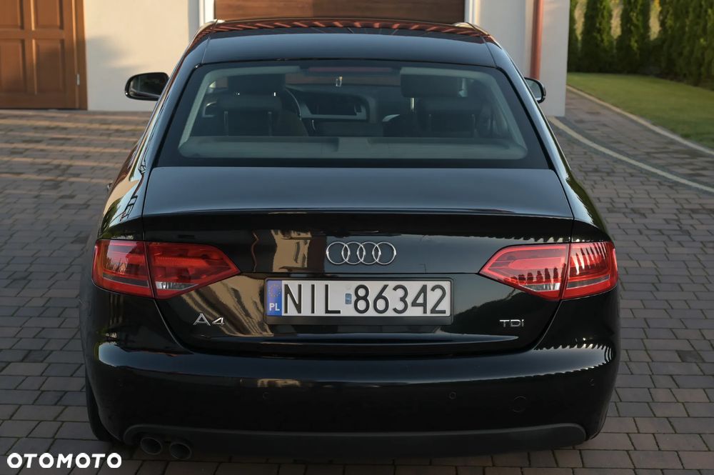 Audi A4 Limousine 2.0 TDI DPF Ambiente - 6