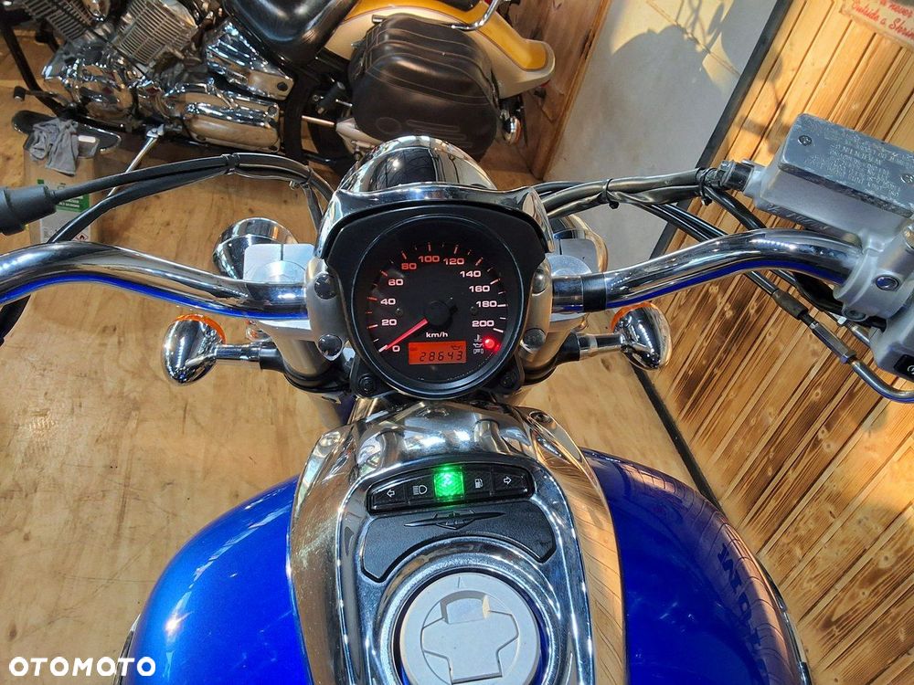 Suzuki VZ - 9
