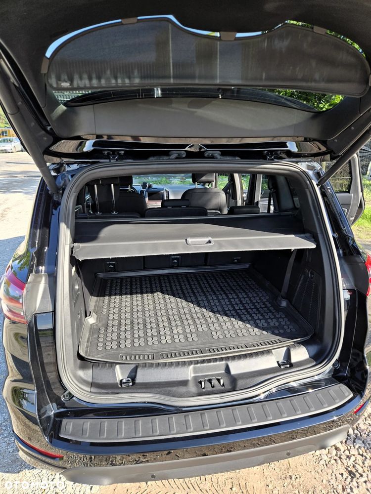 Ford S-Max - 30