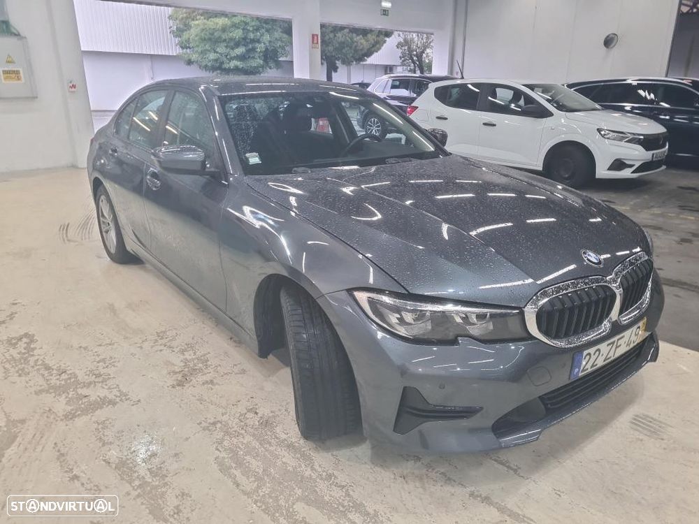 BMW 330 e Auto - 4