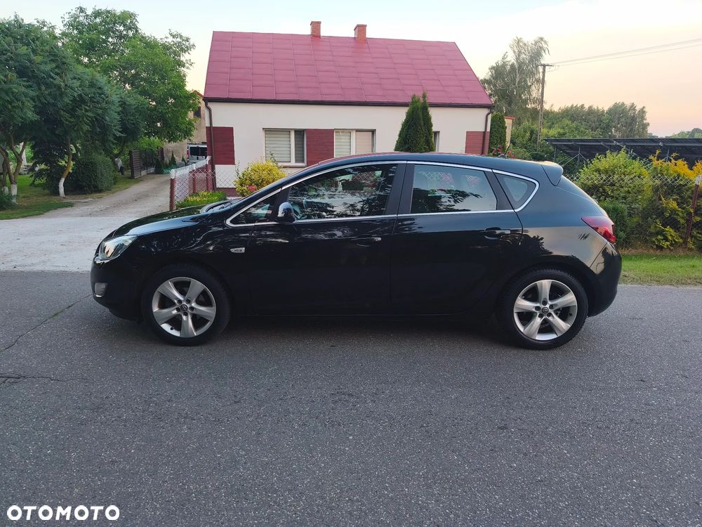 Opel Astra 1.4 T Cosmo - 9