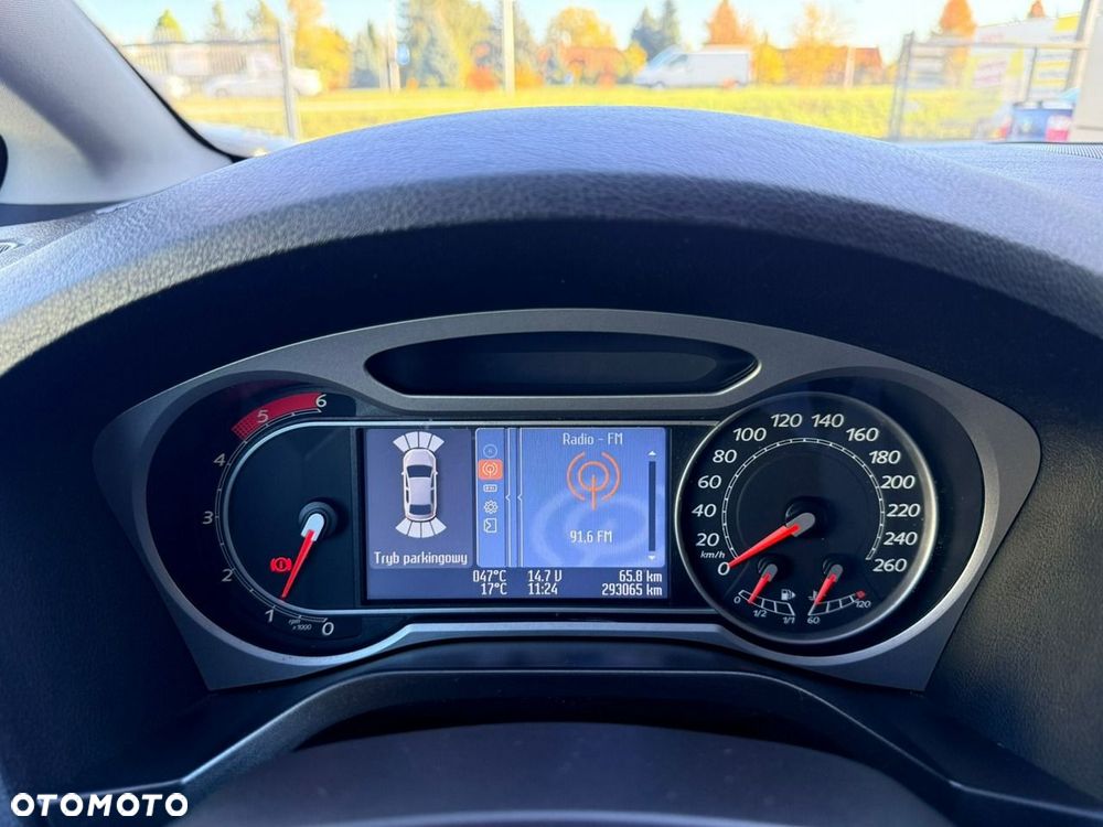 Ford S-Max 2.0 TDCi Ambiente - 21