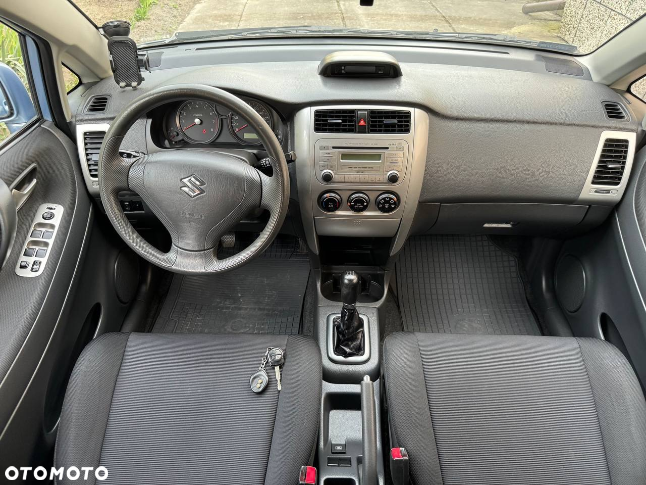Suzuki Liana 1.6 - 22