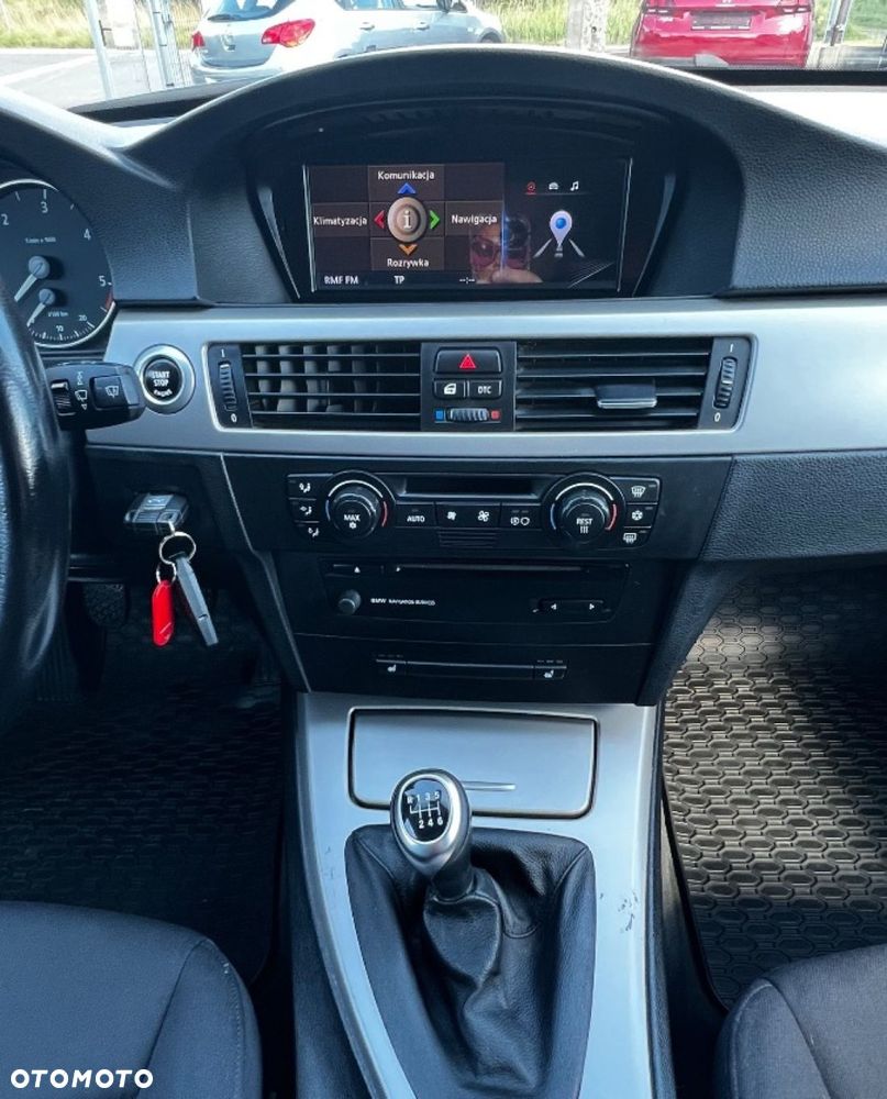 BMW Seria 3 - 11