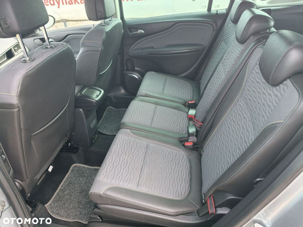 Opel Zafira - 21
