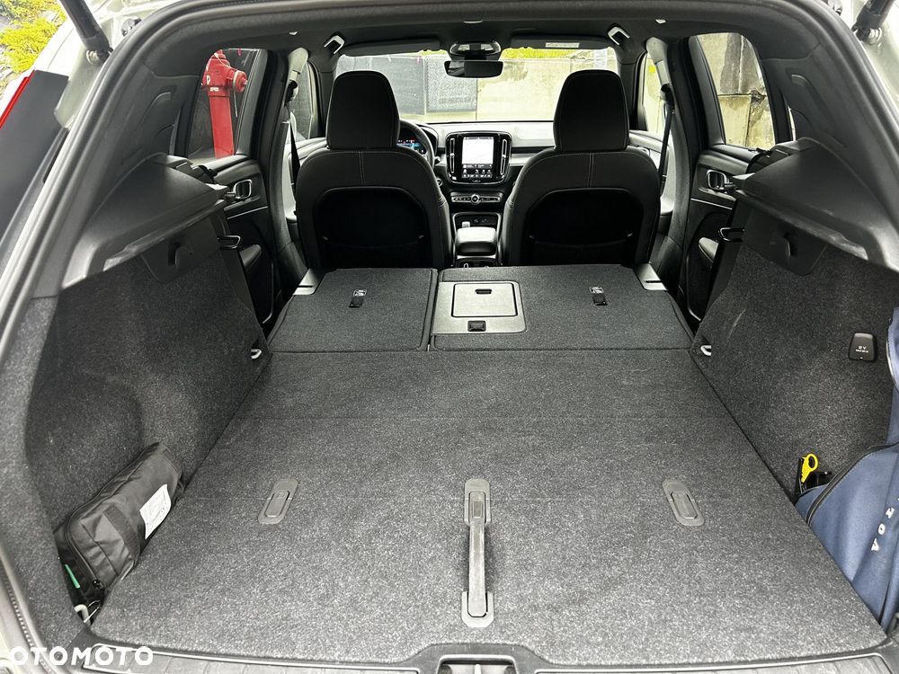 Volvo XC 40 - 18