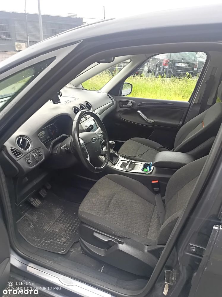 Ford Galaxy 2.0 TDCi Ghia - 12