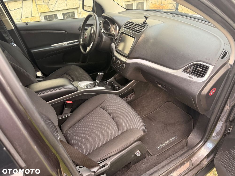 Fiat Freemont 2.4 16V - 13