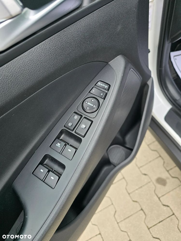 Hyundai Tucson blue 1.6 GDi 2WD Navi - 13