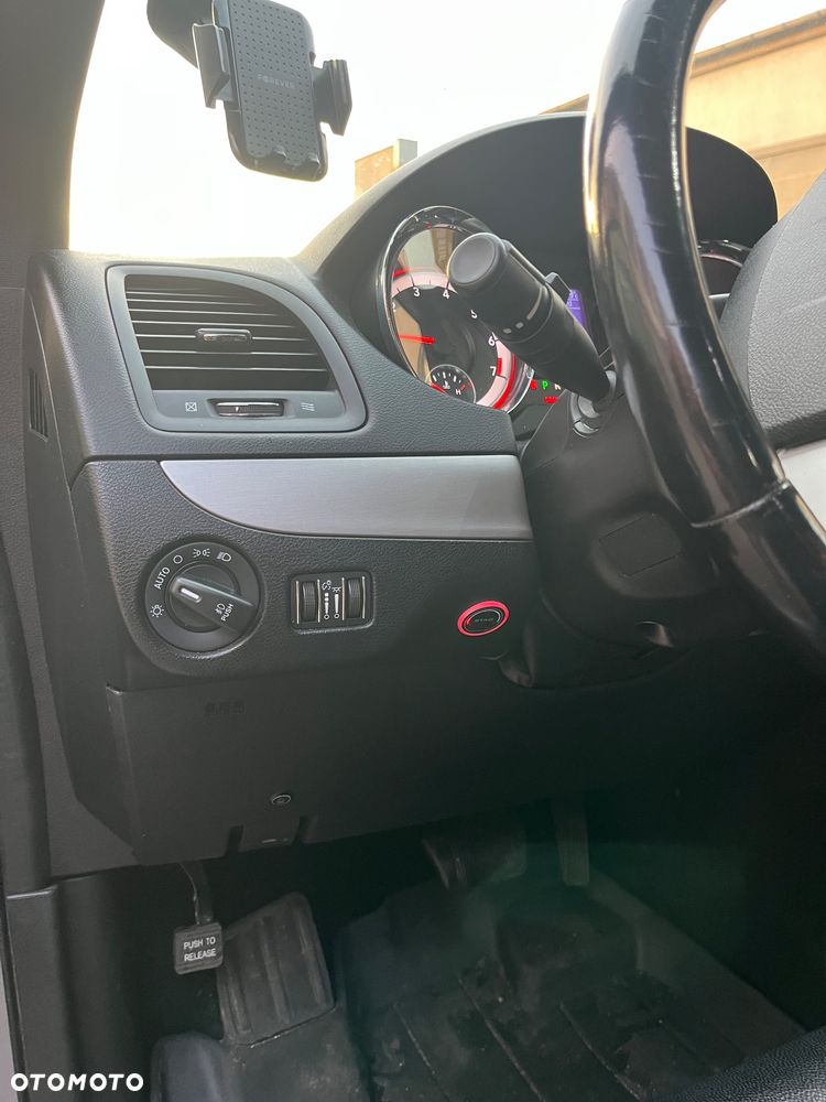 Dodge Grand Caravan 3.6 R/T - 10