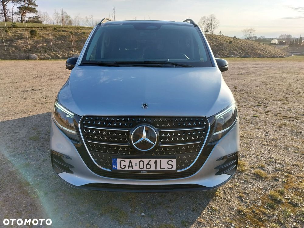 Mercedes-Benz Klasa V 300 d lang 4Matic 9G-TRONIC Style - 10