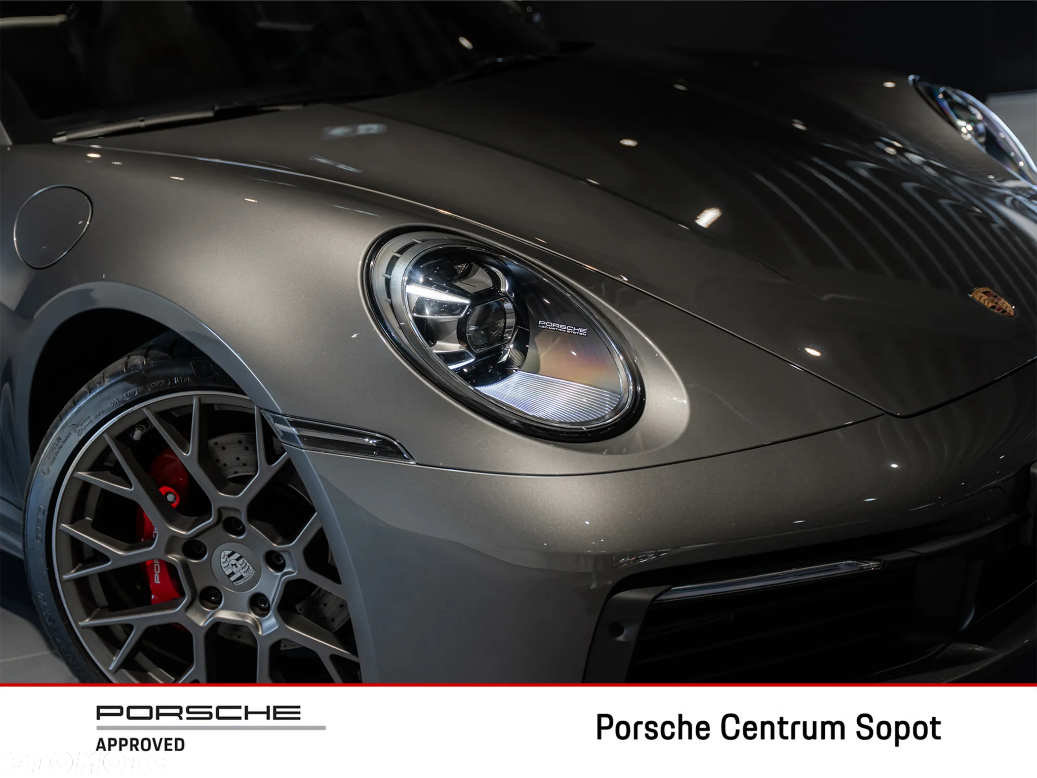 Porsche 911 Carrera 4S - 14
