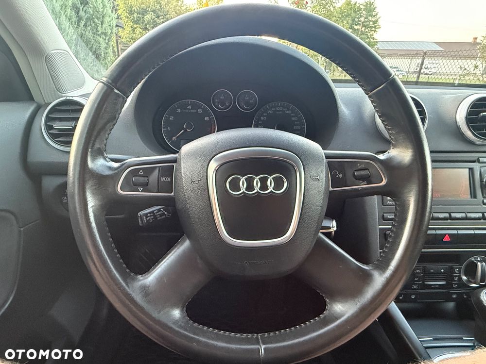Audi A3 Sportback 1.4 TFSI S line Sportpaket - 21