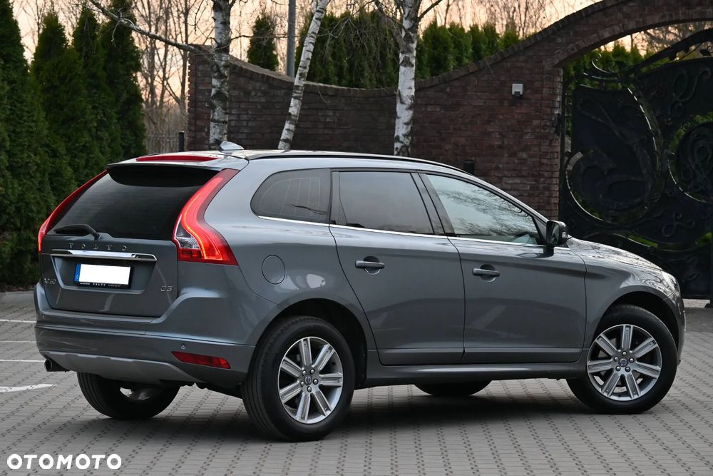 Volvo XC 60 D3 Geartronic Momentum - 21