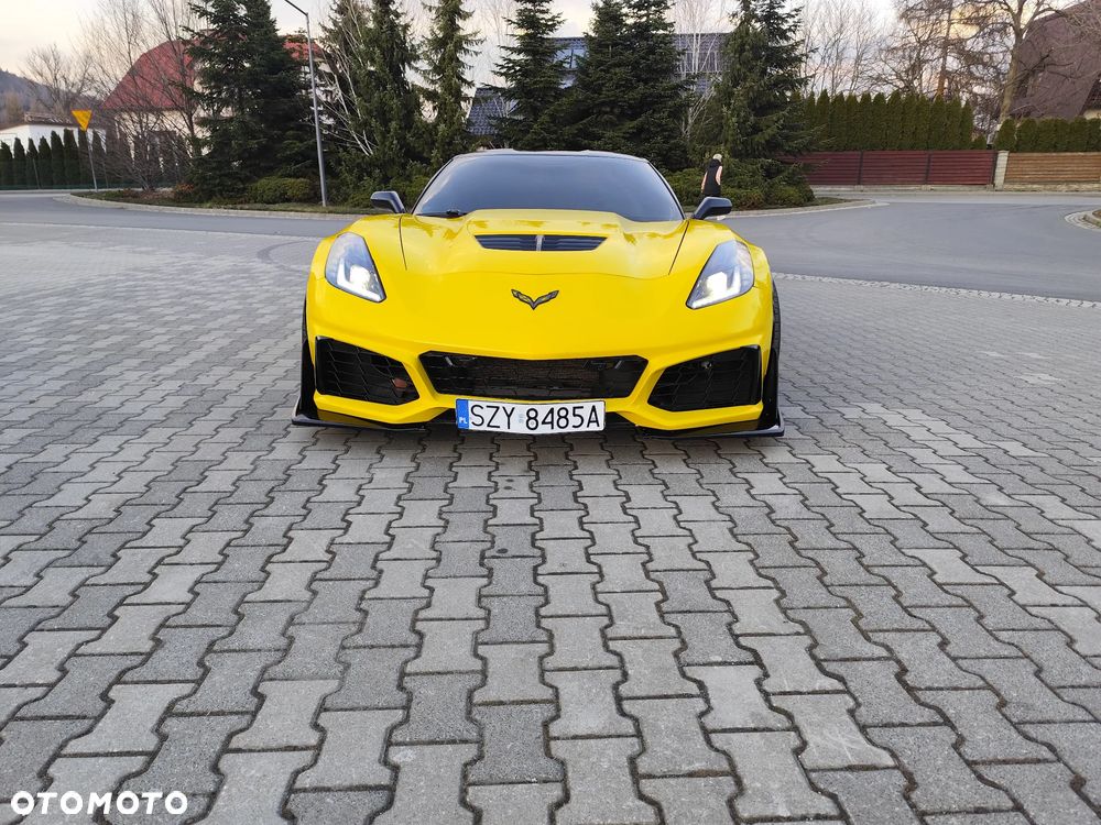 Chevrolet Corvette - 2