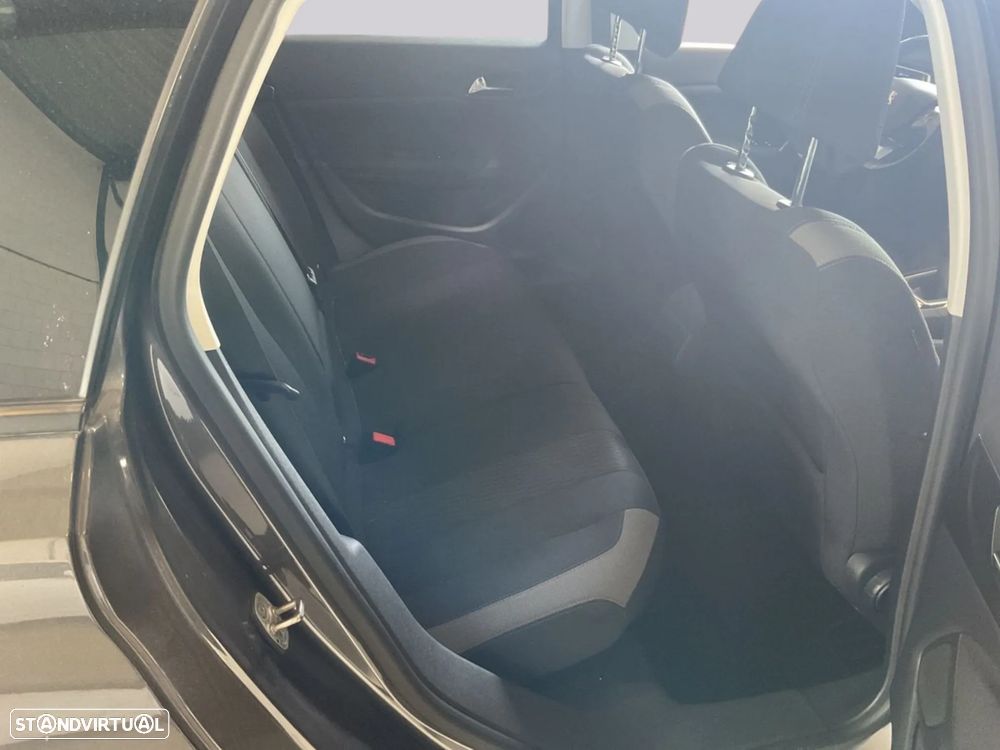 Peugeot 308 SW 1.2 PureTech Style - 8